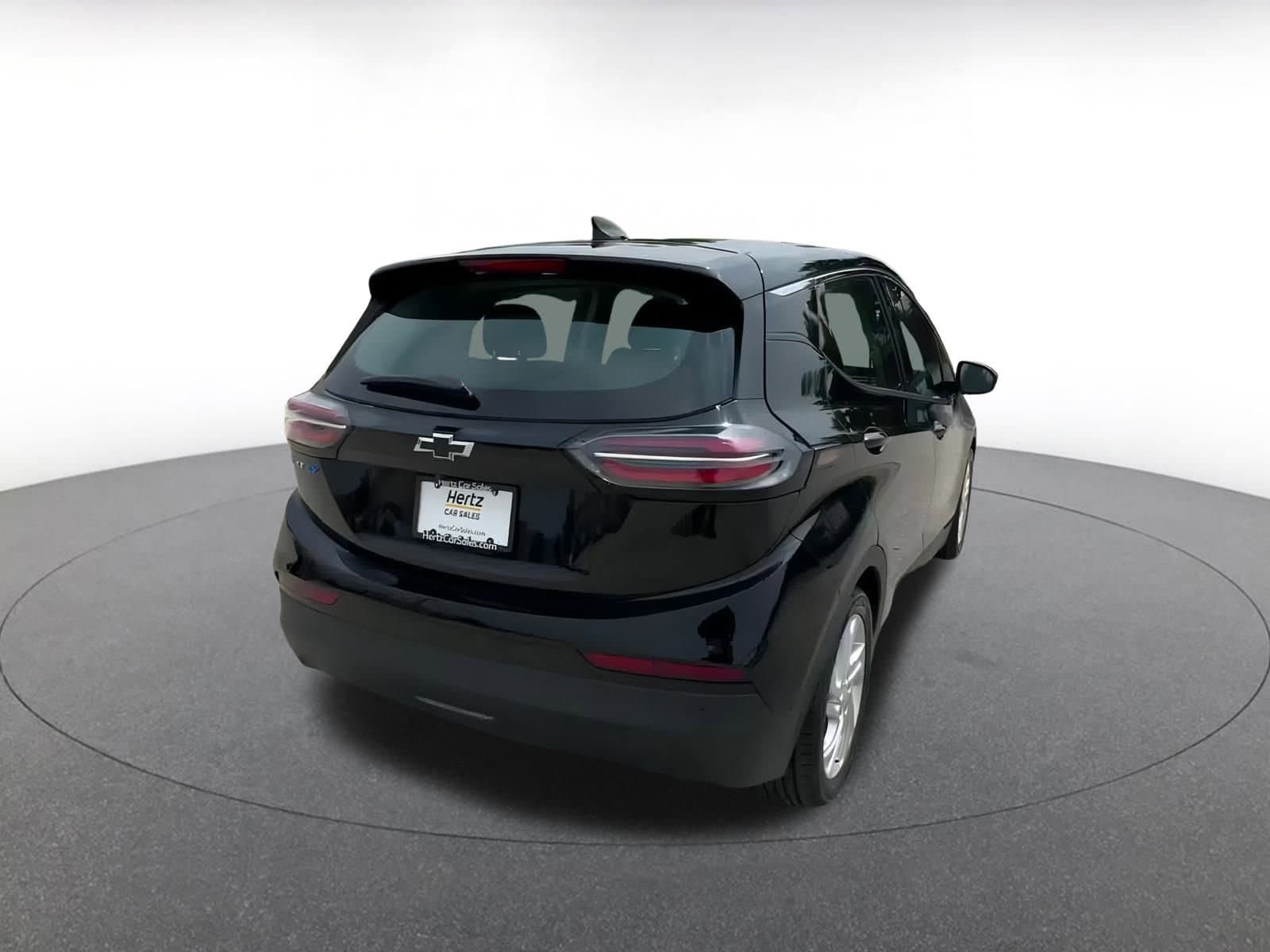 Thumbnail: 2023 Chevrolet Bolt EV - 14