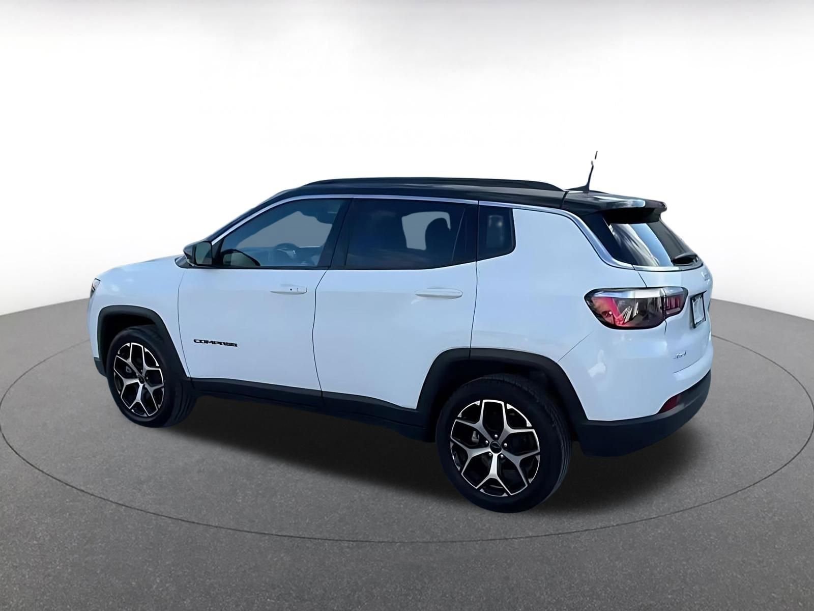 Thumbnail: 2025 Jeep Compass - 10