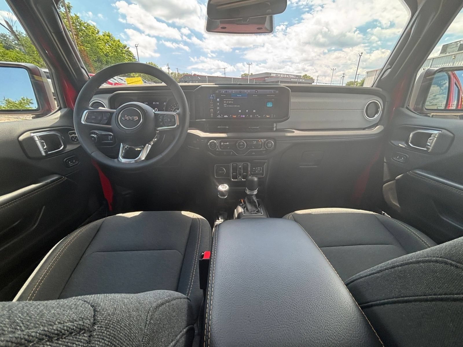Thumbnail: 2025 Jeep Wrangler - 28