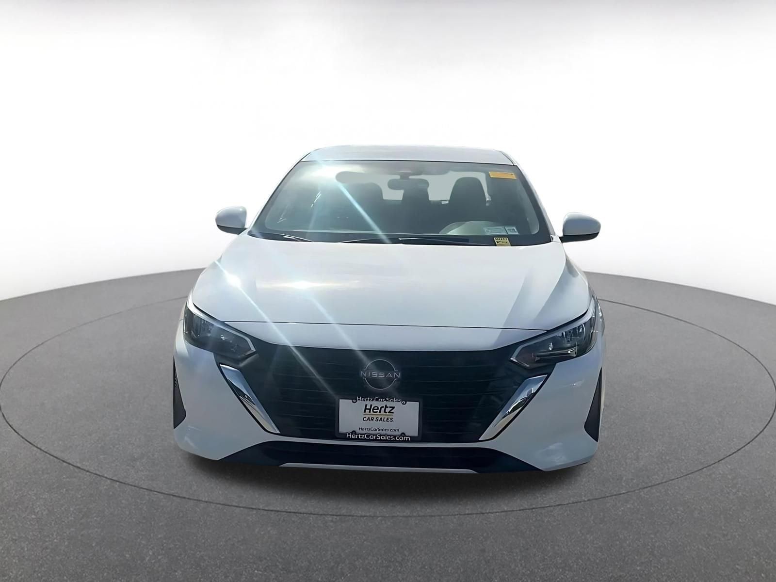 Thumbnail: 2025 Nissan Sentra - 4