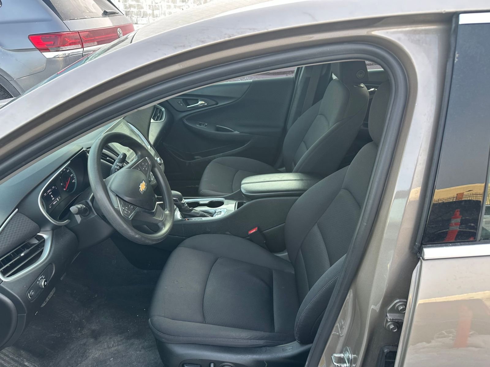 Thumbnail: 2023 Chevrolet Malibu - 5