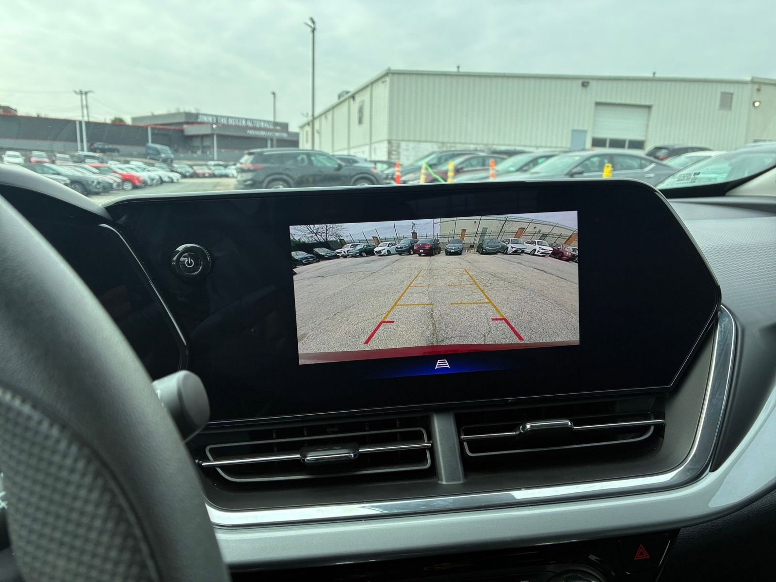 Thumbnail: 2025 Chevrolet Trax - 20