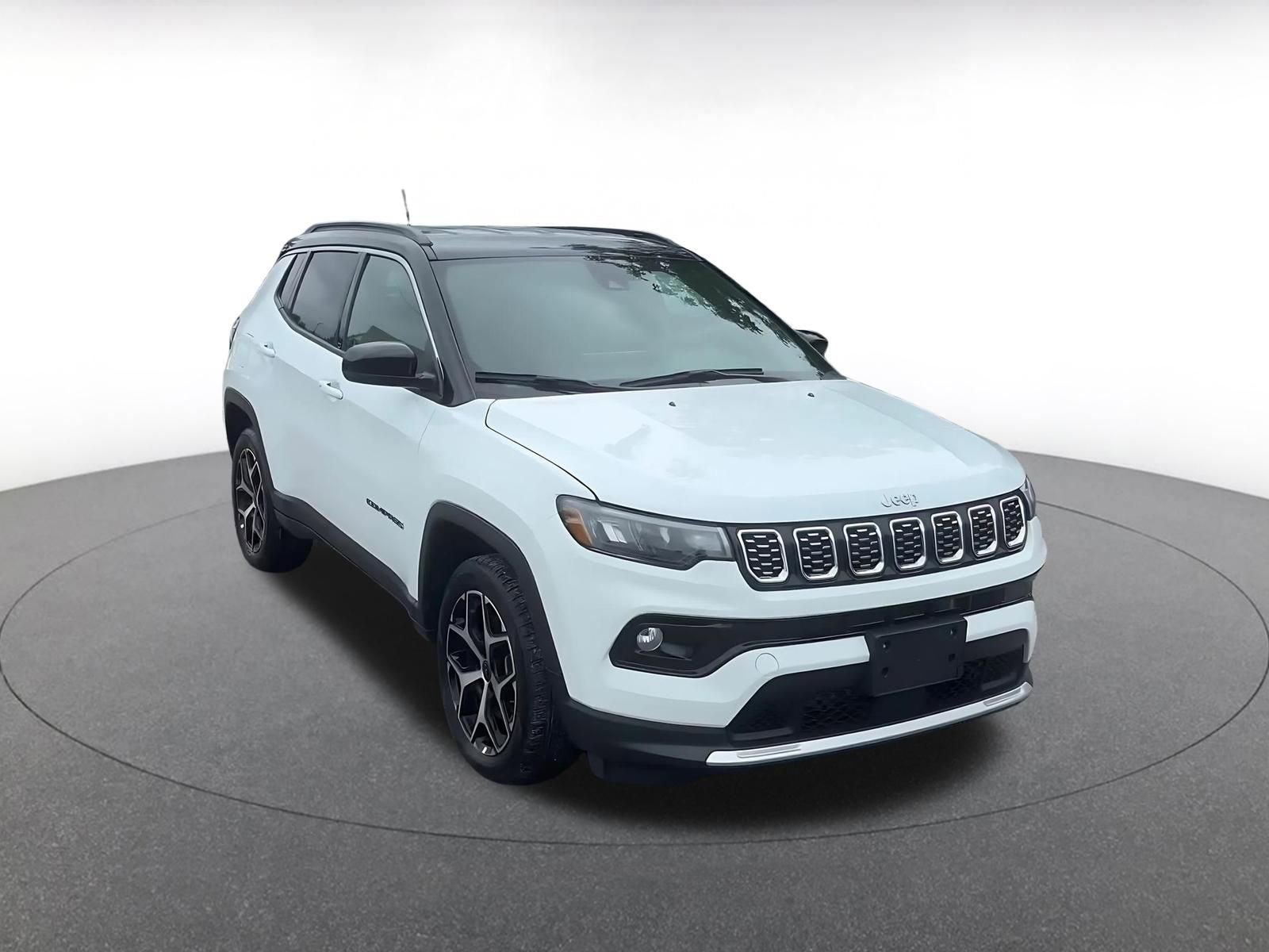 Thumbnail: 2025 Jeep Compass - 3