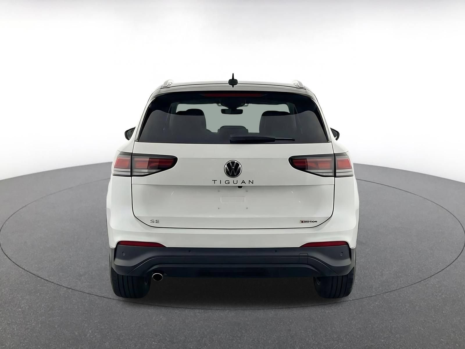 Thumbnail: 2026 Volkswagen Tiguan - 7