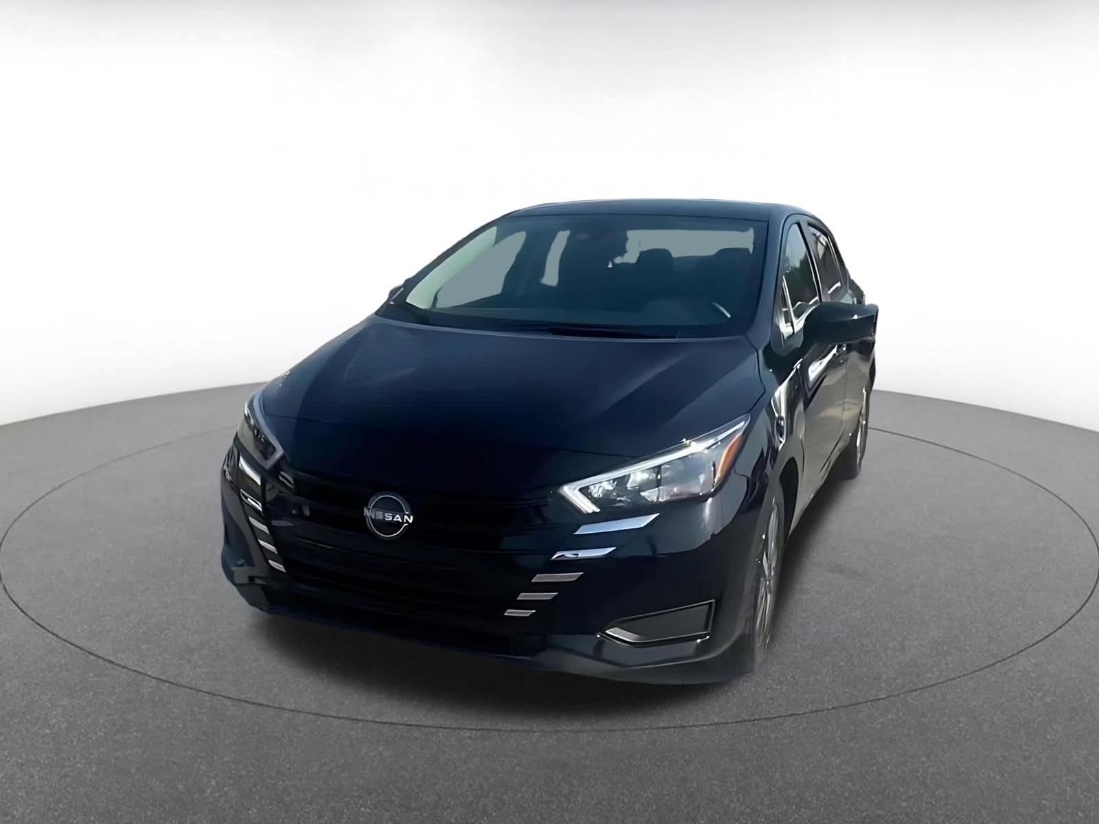 Thumbnail: 2025 Nissan Versa - 4