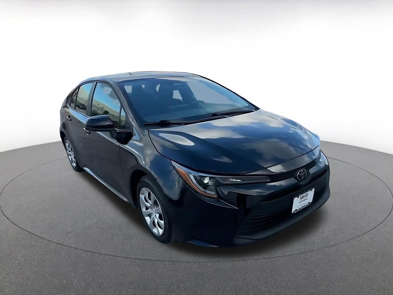 Thumbnail: 2025 Toyota Corolla - 3