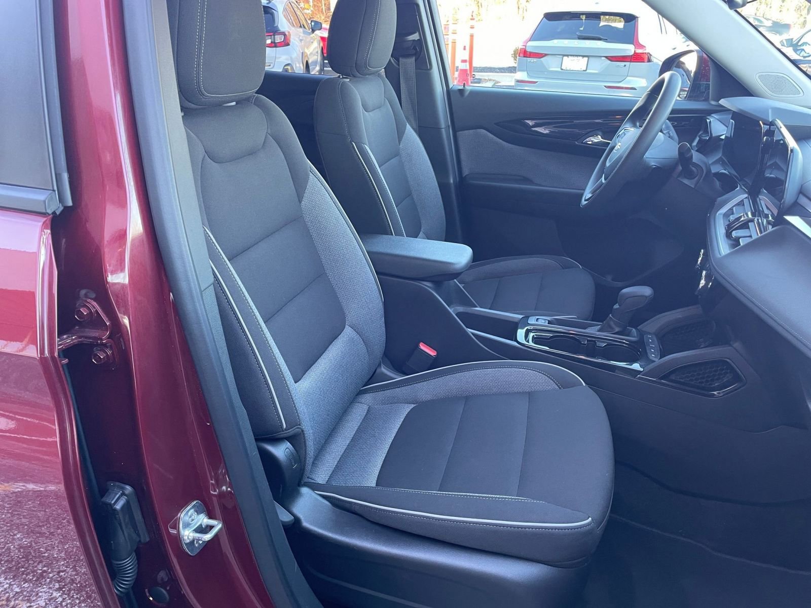 Thumbnail: 2025 Chevrolet TrailBlazer - 34