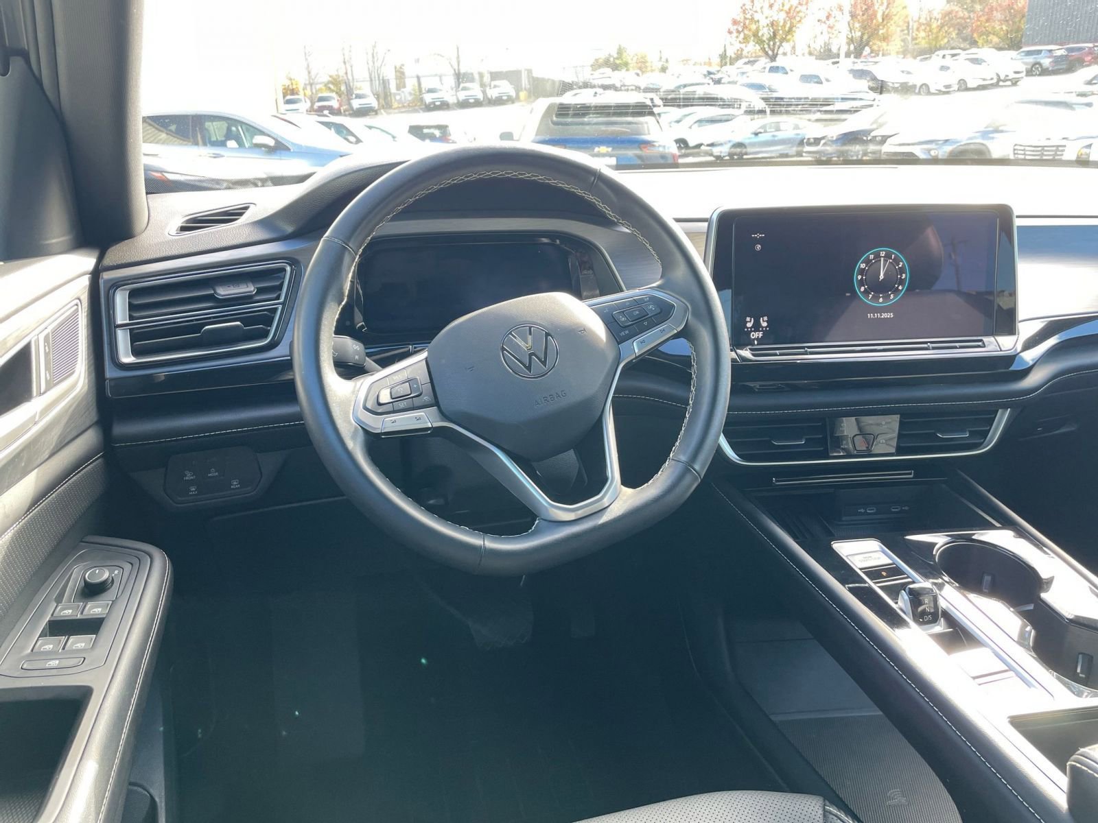 Thumbnail: 2025 Volkswagen Atlas - 34