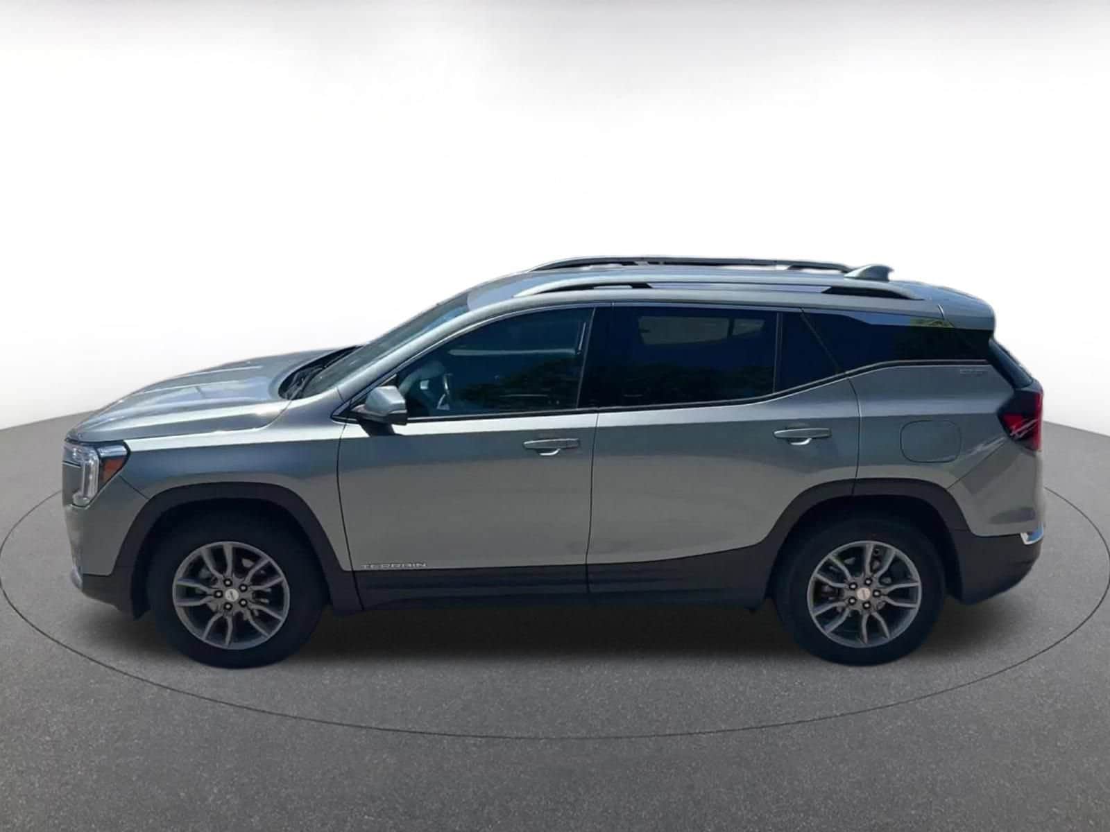 Thumbnail: 2024 GMC Terrain - 9
