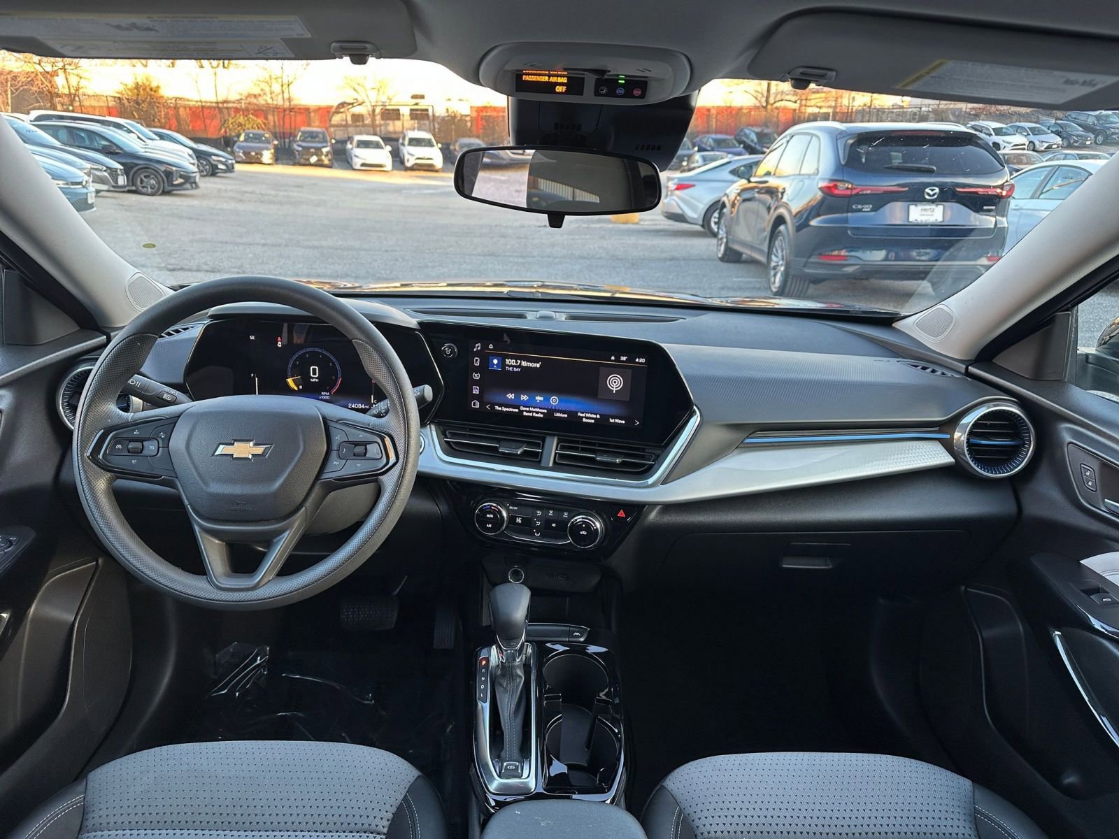 Thumbnail: 2025 Chevrolet Trax - 31