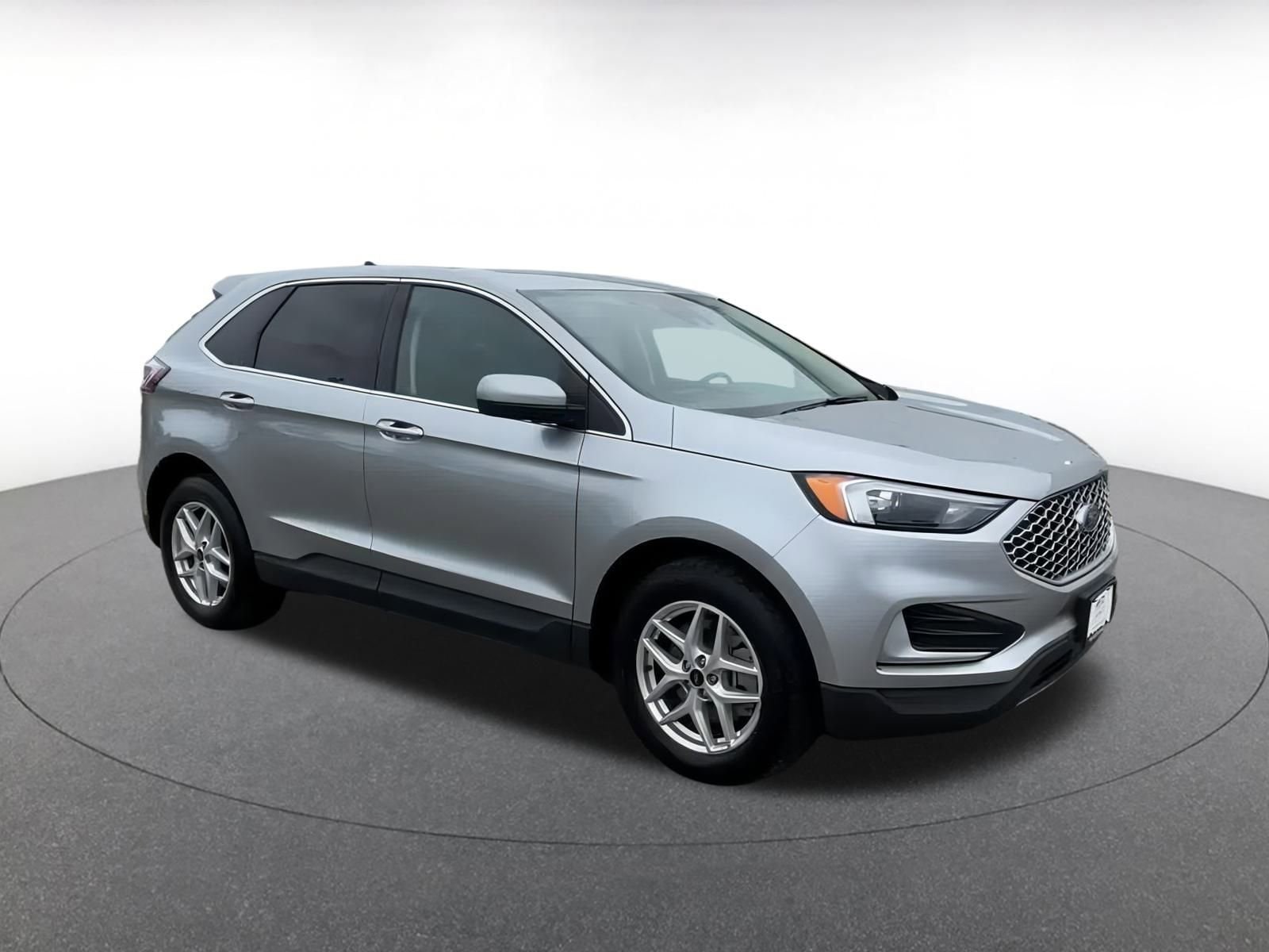 Thumbnail: 2024 Ford Edge - 2