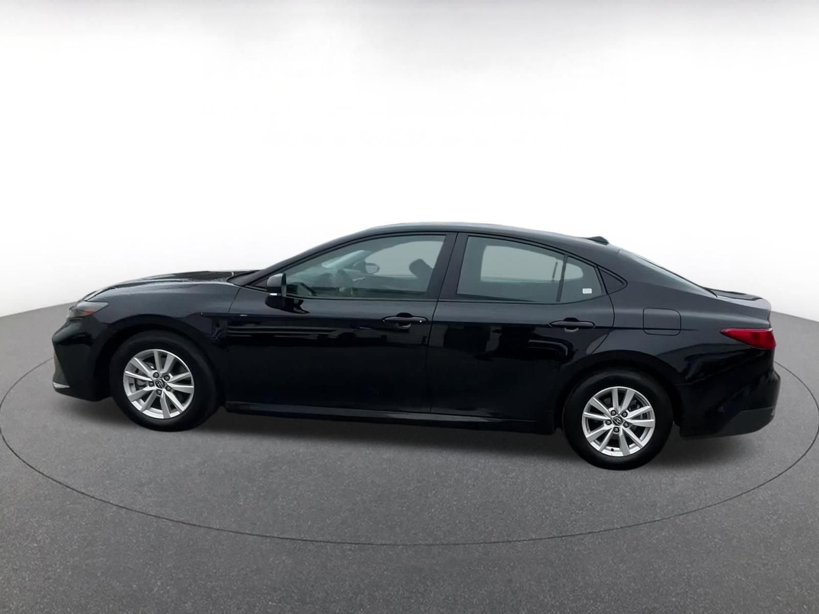 Thumbnail: 2025 Toyota Camry - 8