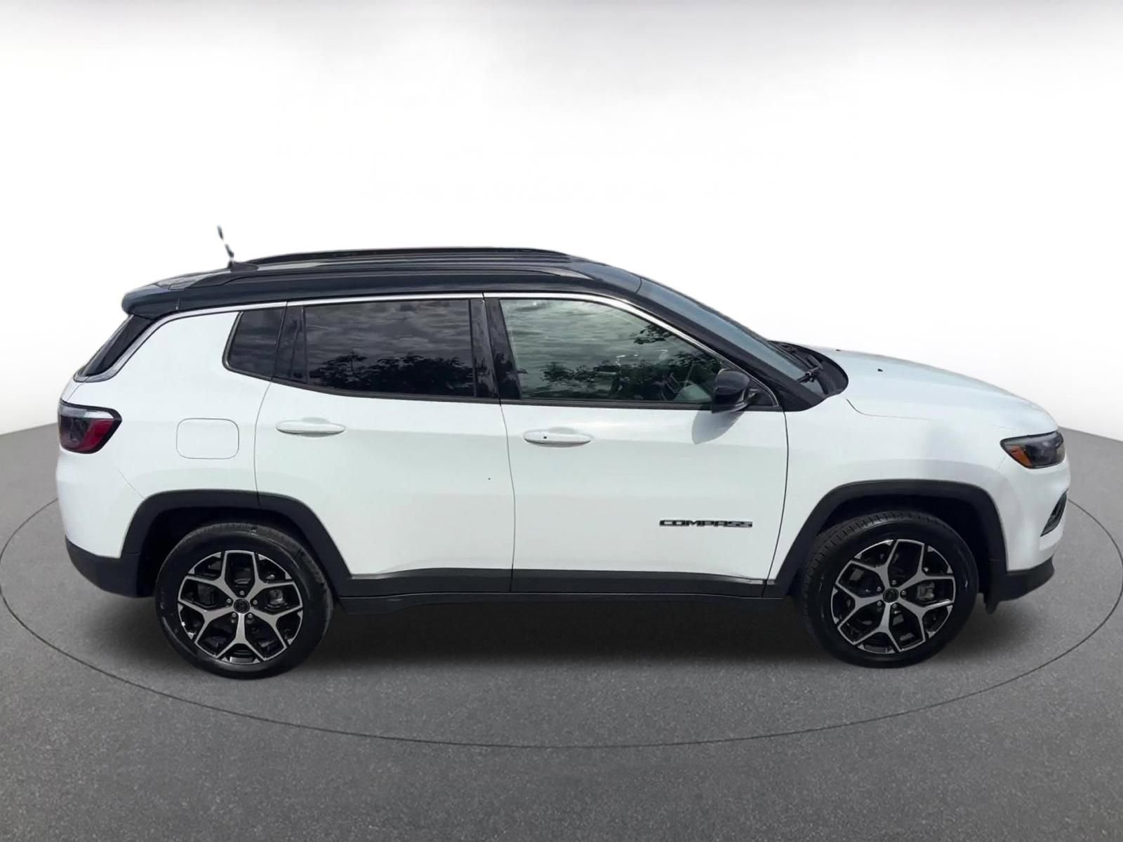 Thumbnail: 2025 Jeep Compass - 16