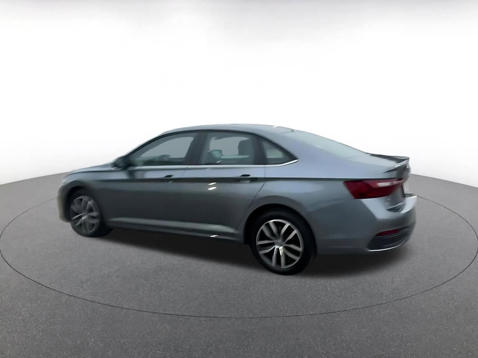 Thumbnail: 2025 Volkswagen Jetta - 10