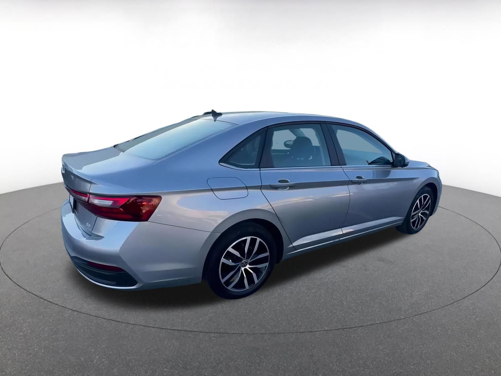 Thumbnail: 2025 Volkswagen Jetta - 15