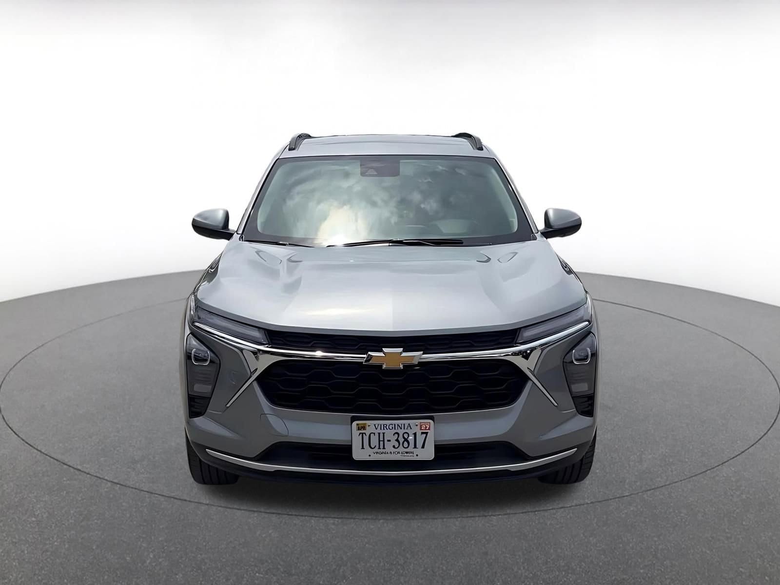 Thumbnail: 2025 Chevrolet Trax - 4