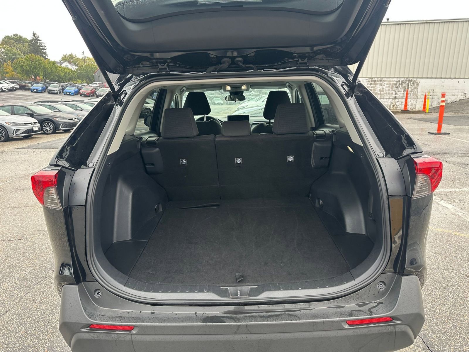 Thumbnail: 2025 Toyota RAV4 - 30