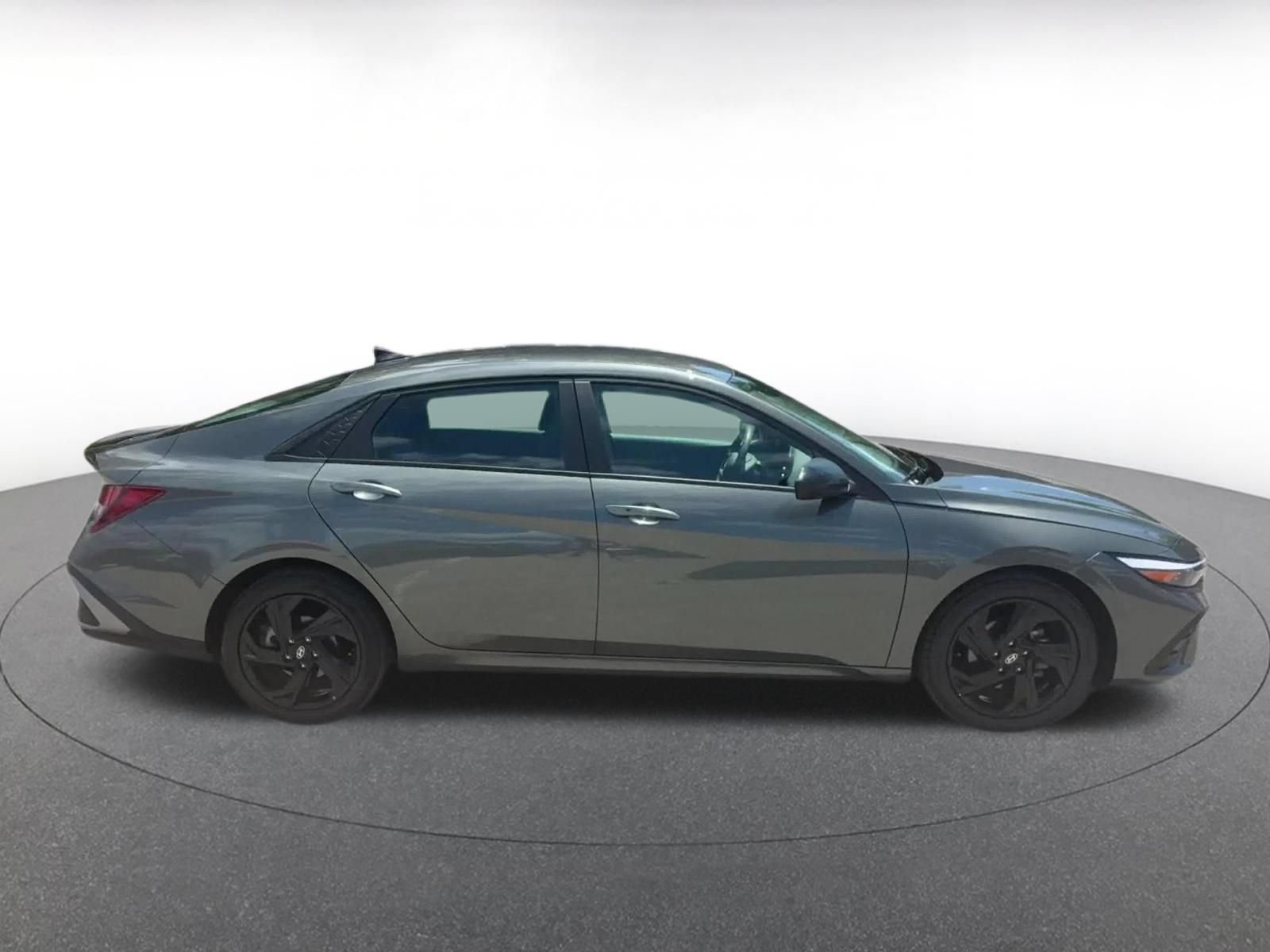 Thumbnail: 2026 Hyundai Elantra - 13