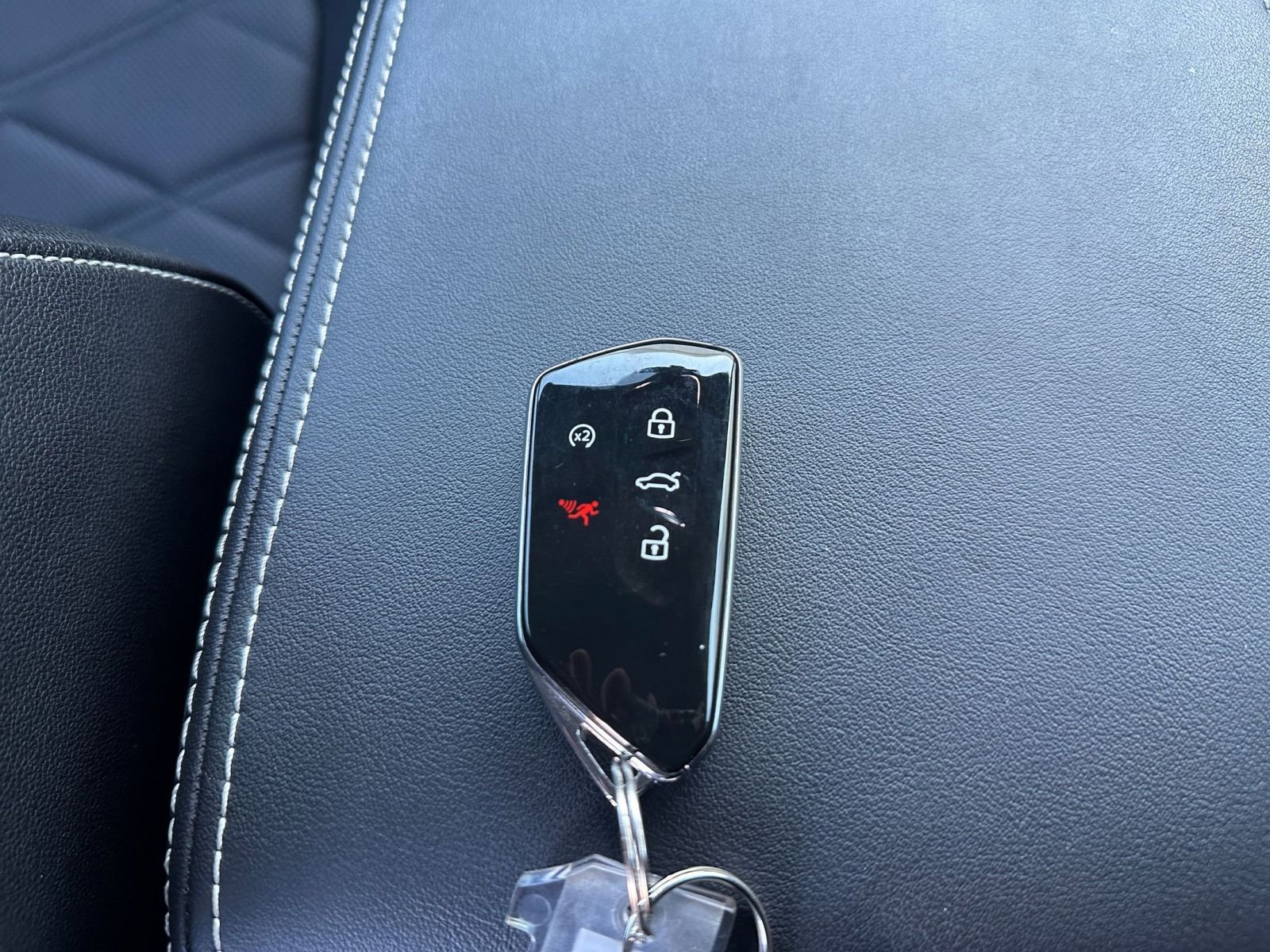 Thumbnail: 2025 Volkswagen Atlas - 22