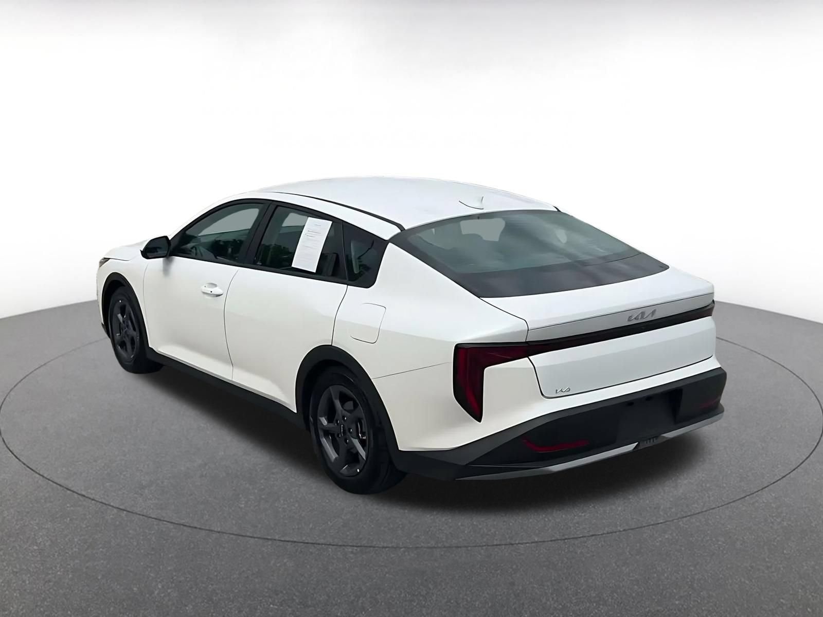Thumbnail: 2026 Kia K4 - 9