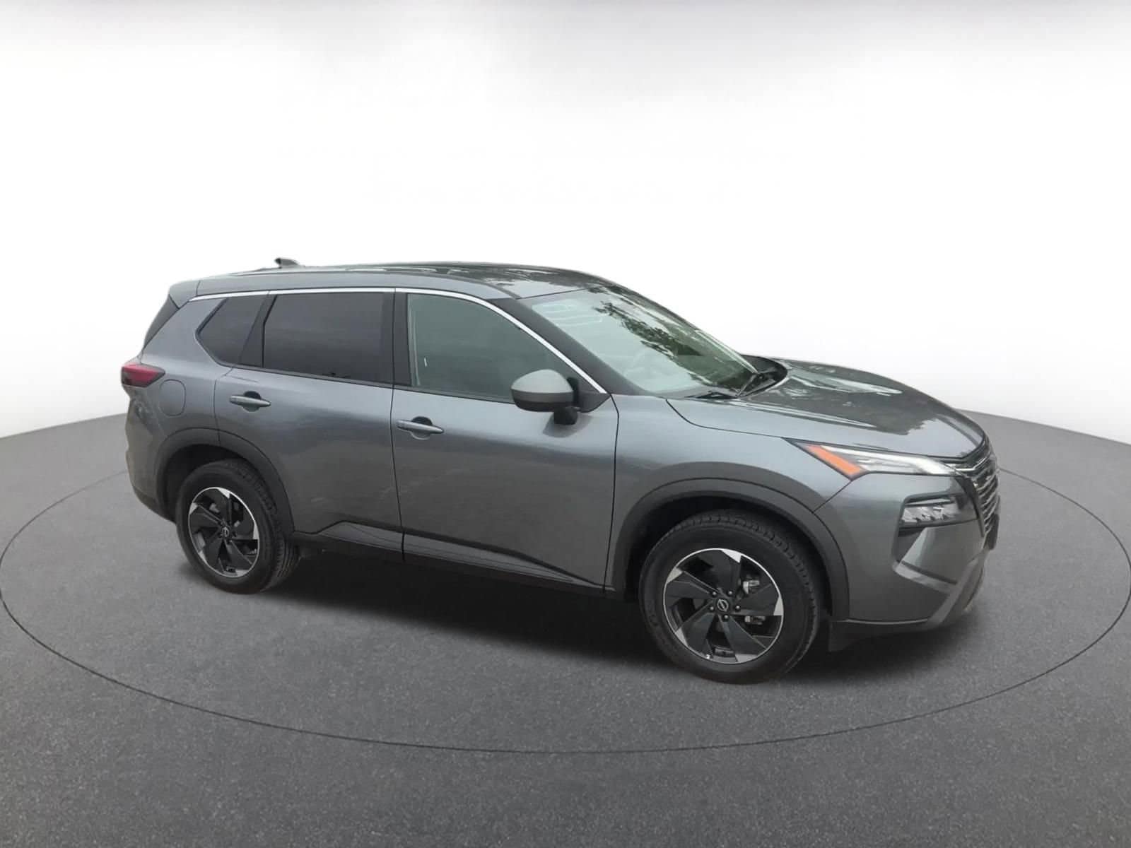 Thumbnail: 2025 Nissan Rogue - 2