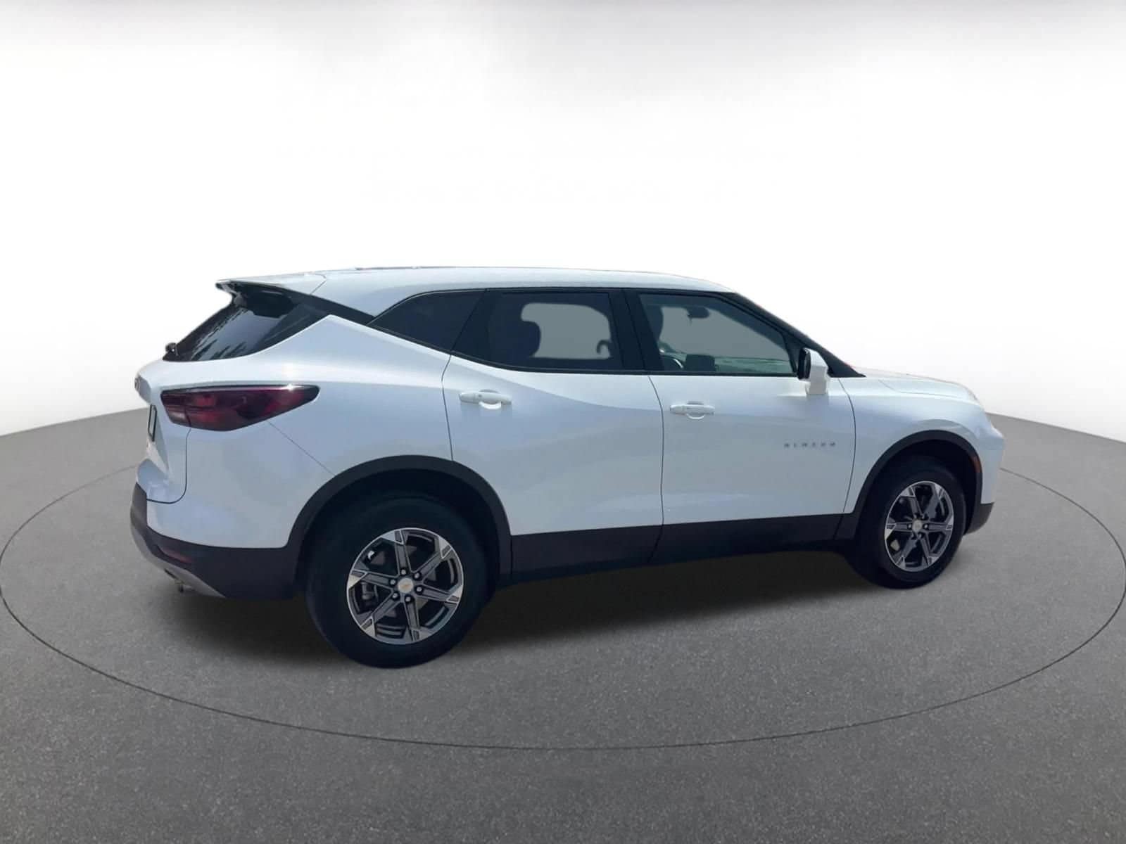 Thumbnail: 2025 Chevrolet Blazer - 12