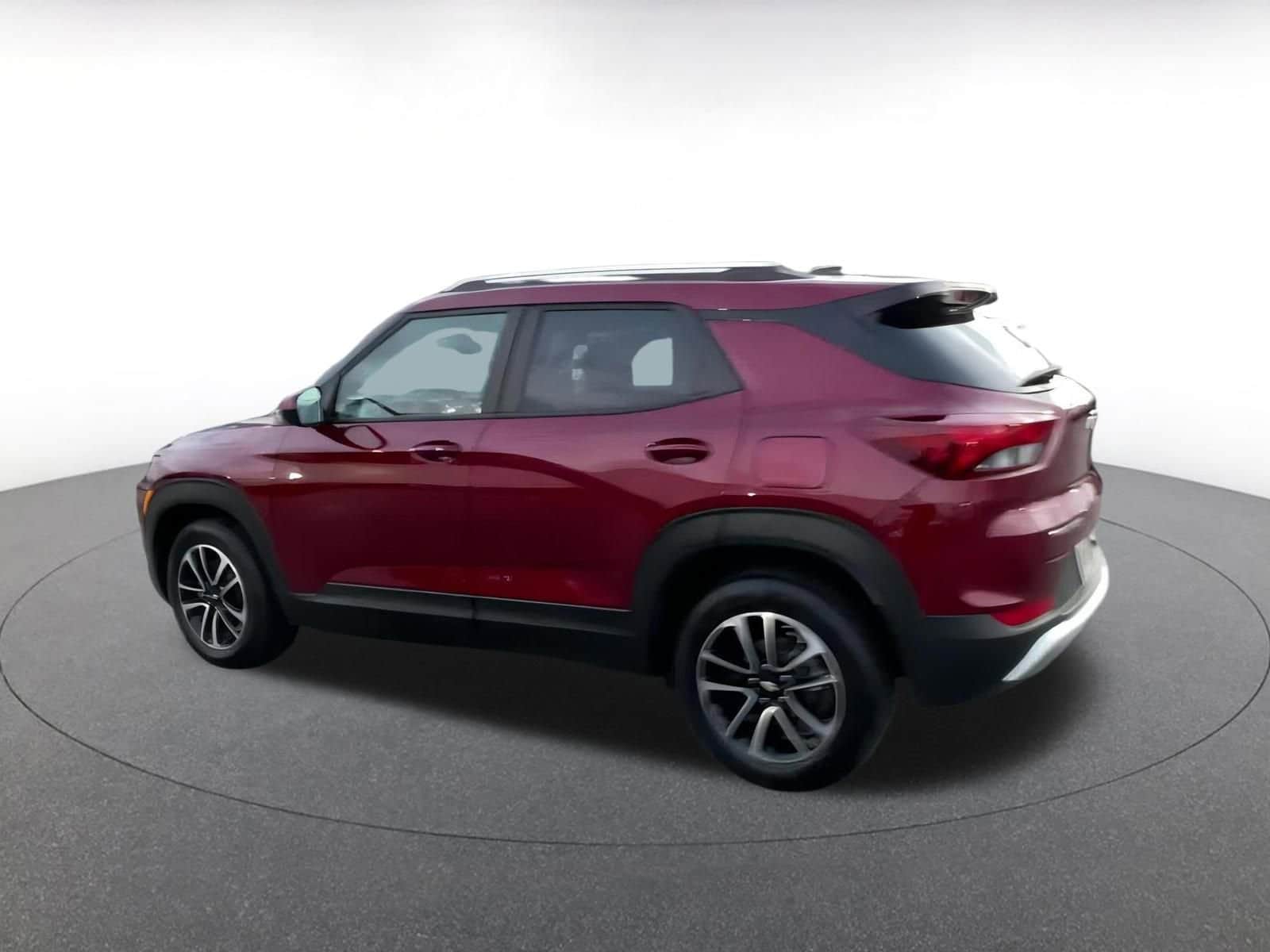 Thumbnail: 2025 Chevrolet TrailBlazer - 10