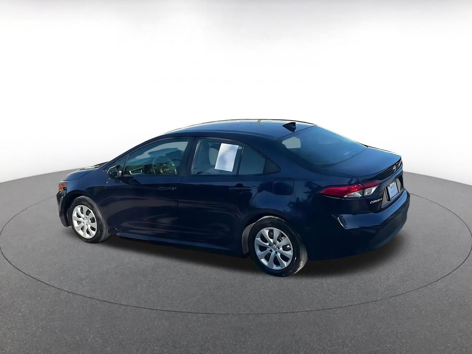 Thumbnail: 2025 Toyota Corolla - 8