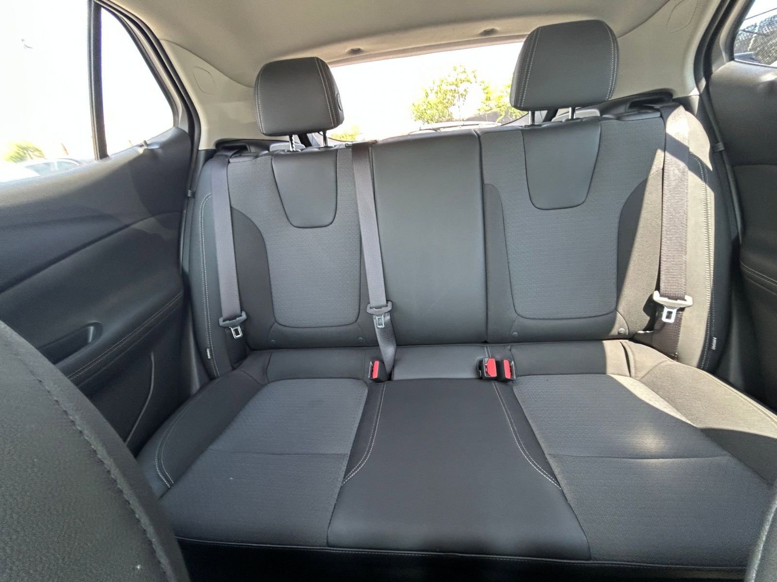 Thumbnail: 2025 Buick Encore GX - 33