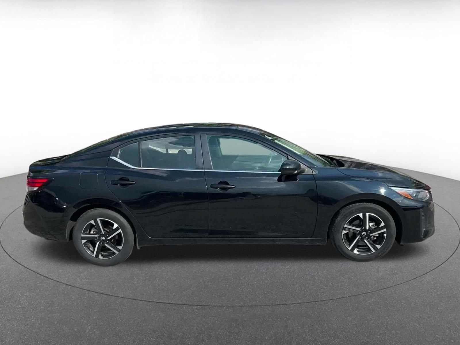Thumbnail: 2025 Nissan Sentra - 16