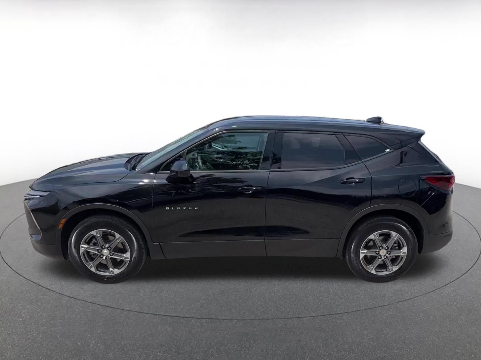 Thumbnail: 2025 Chevrolet Blazer - 9