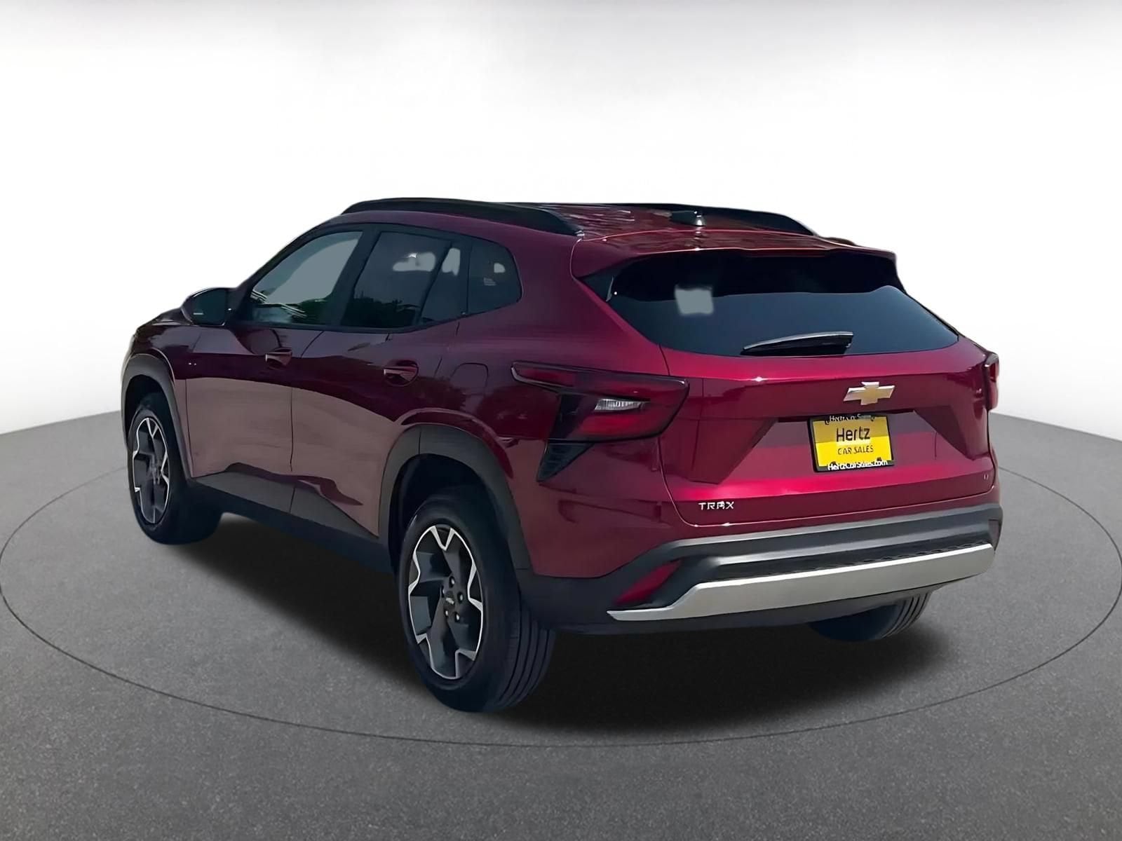 Thumbnail: 2025 Chevrolet Trax - 11