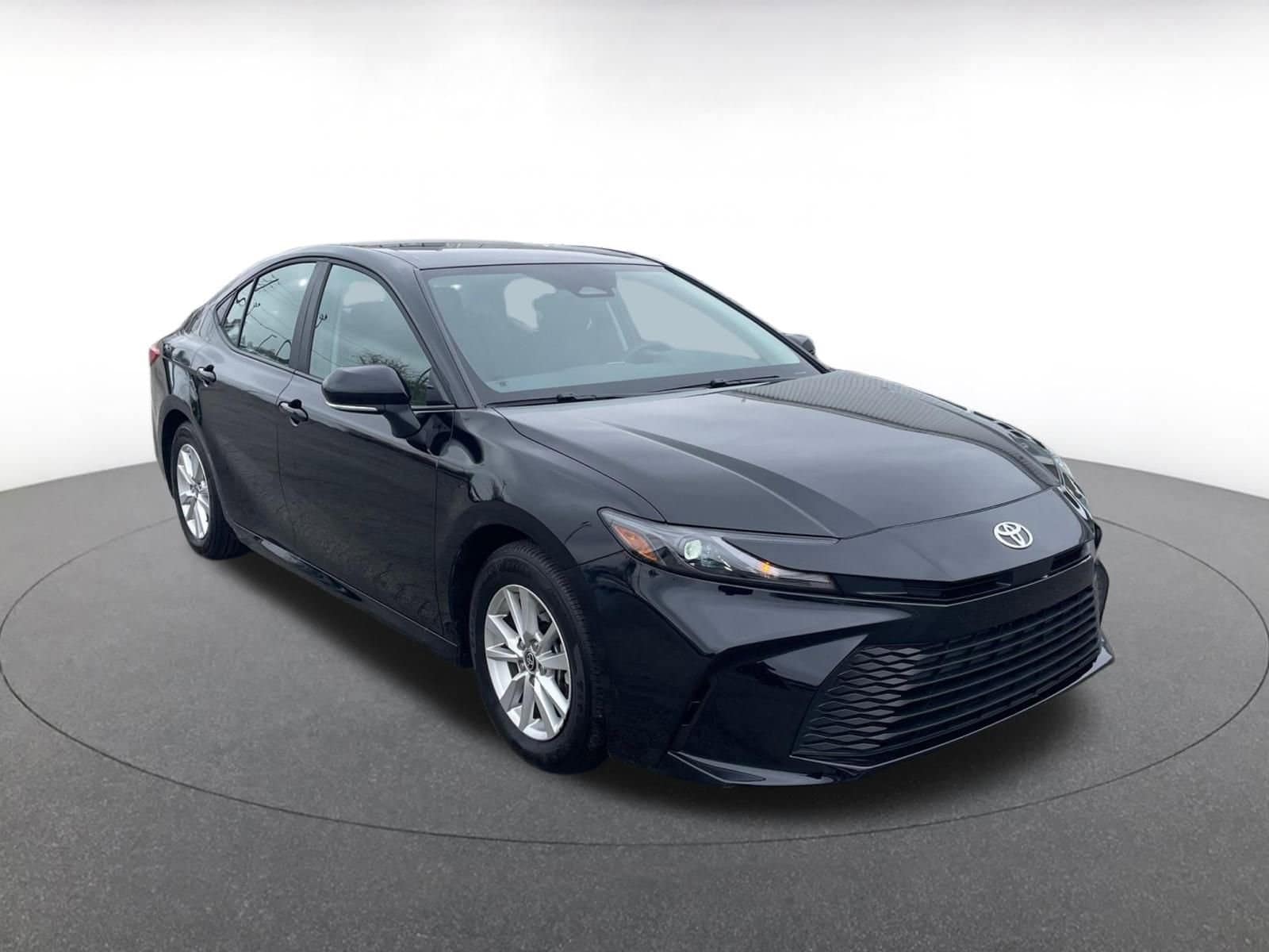 Thumbnail: 2025 Toyota Camry - 1