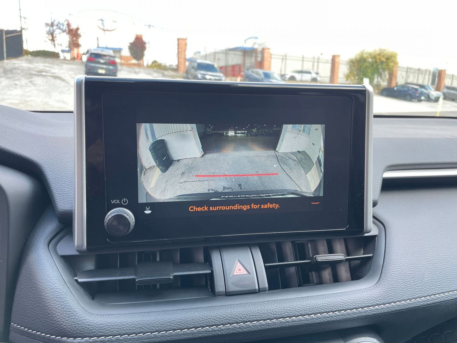 Thumbnail: 2025 Toyota RAV4 - 17