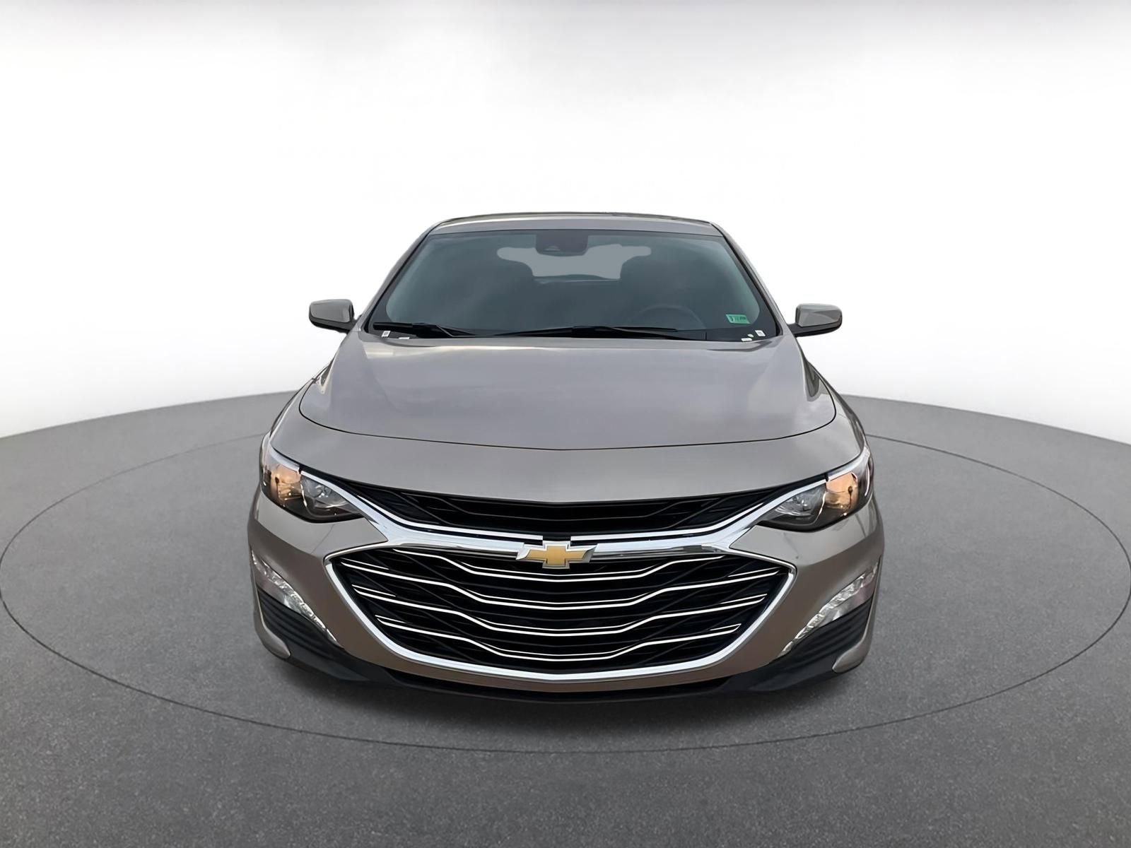 Thumbnail: 2023 Chevrolet Malibu - 5