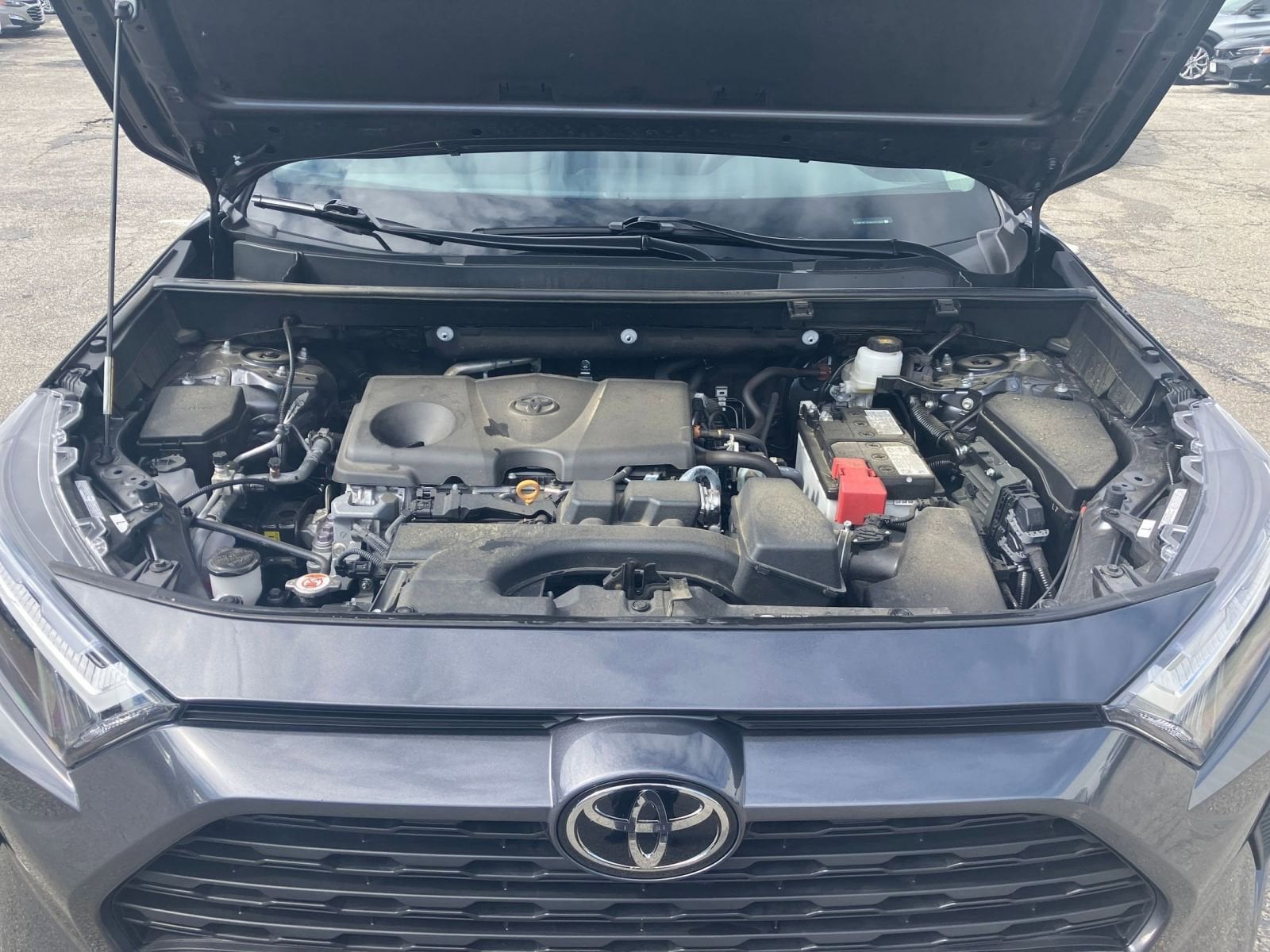 Thumbnail: 2025 Toyota RAV4 - 32
