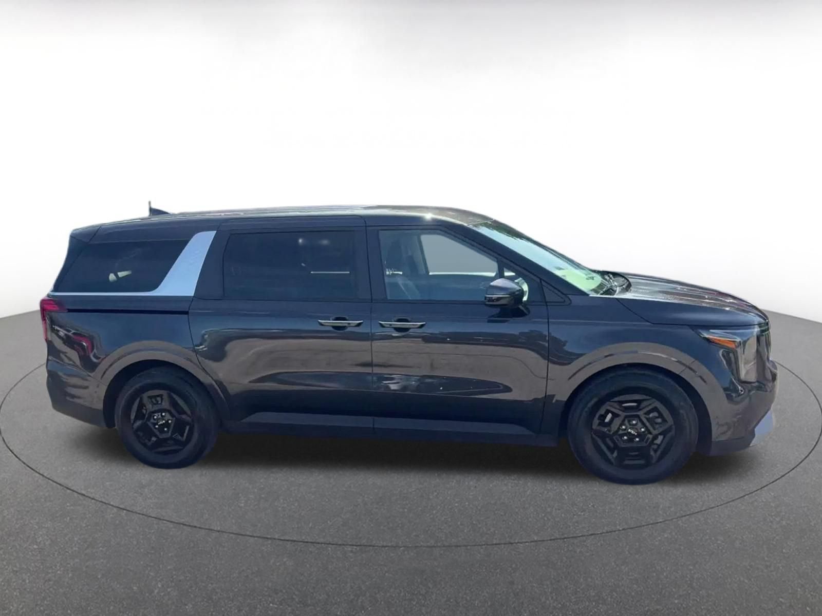 Thumbnail: 2026 Kia Carnival - 15