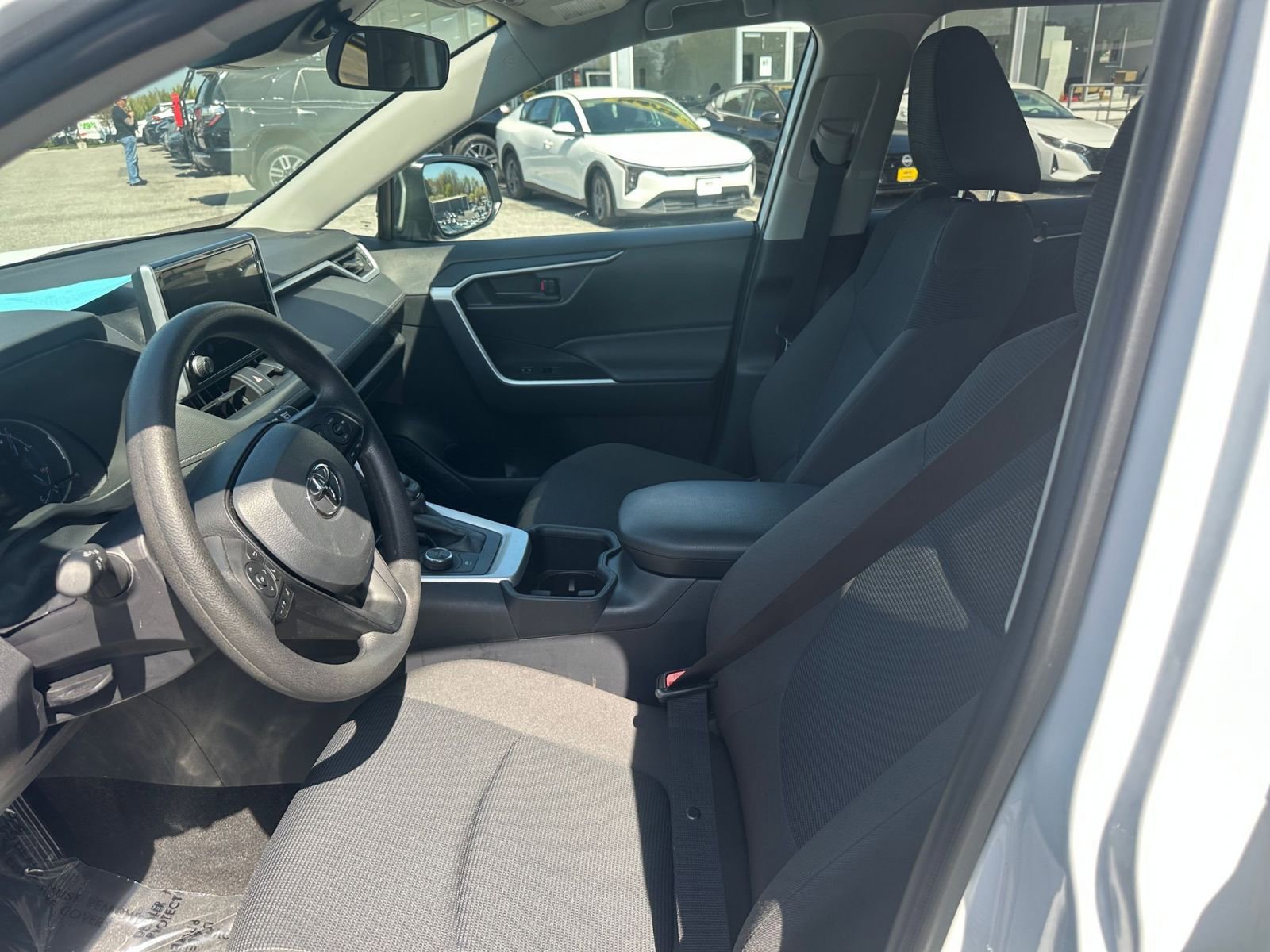 Thumbnail: 2025 Toyota RAV4 - 25