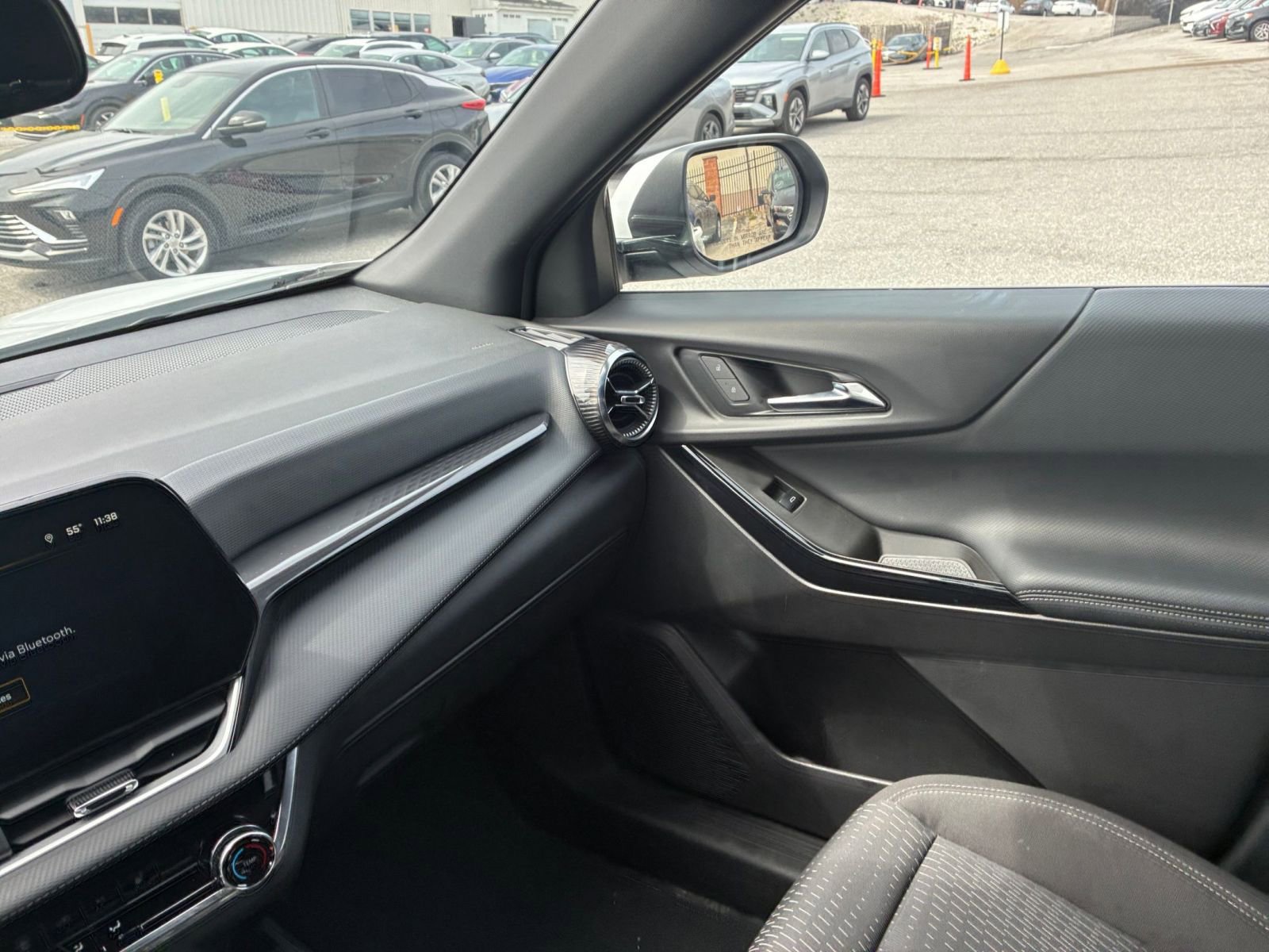 Thumbnail: 2025 Chevrolet Equinox - 30