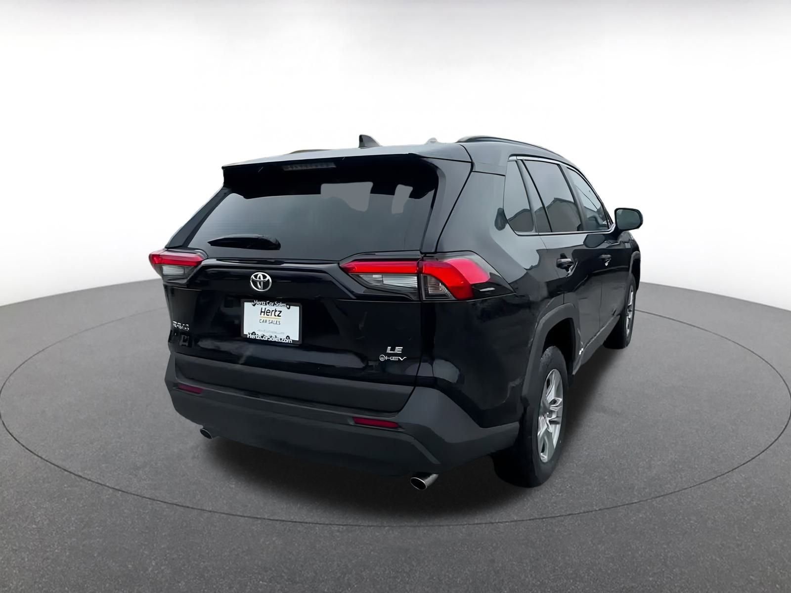 Thumbnail: 2025 Toyota RAV4 - 14