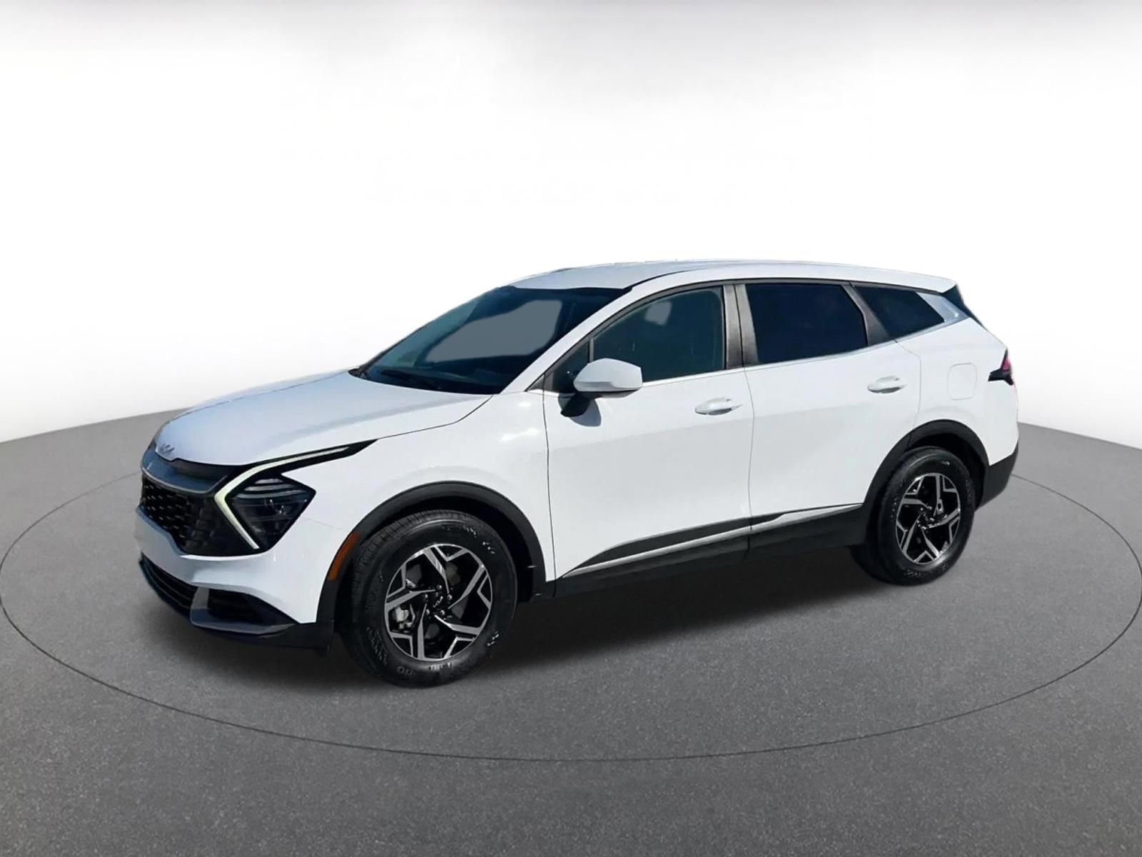 Thumbnail: 2025 Kia Sportage - 8