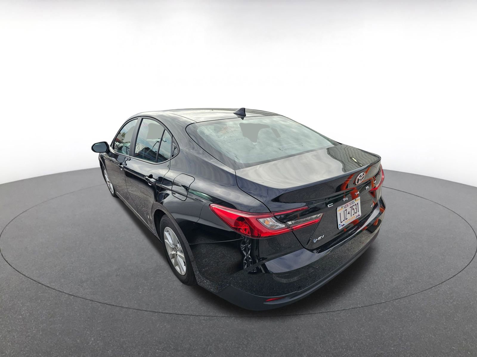 Thumbnail: 2025 Toyota Camry - 4