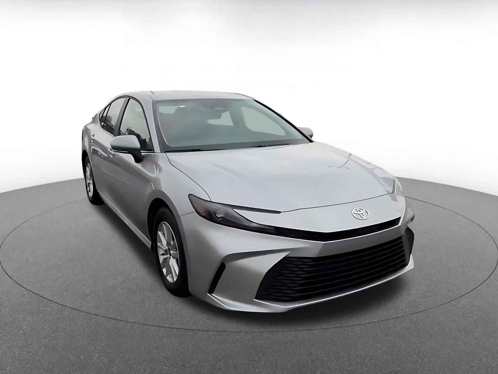 Thumbnail: 2025 Toyota Camry - 3