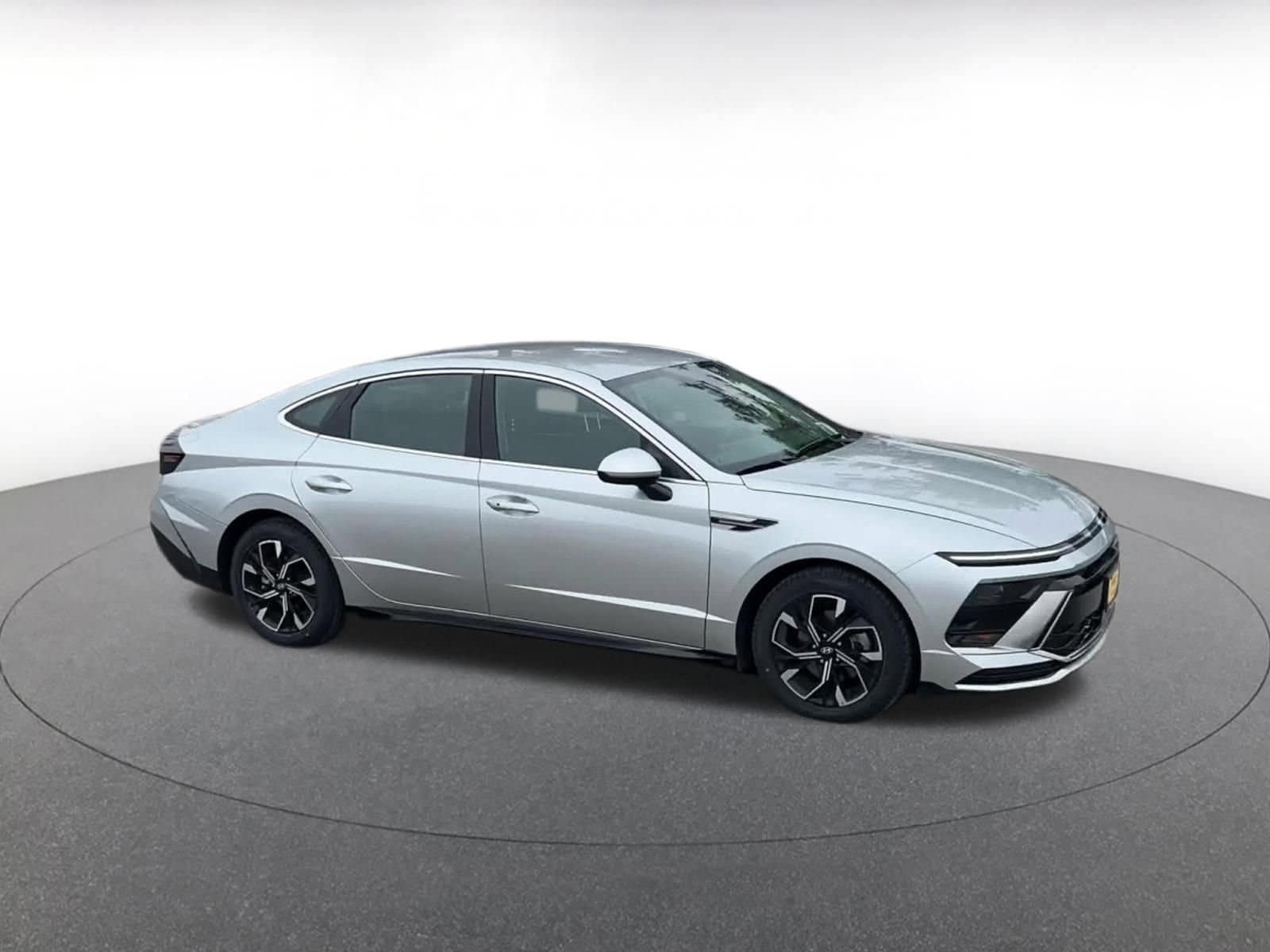 Thumbnail: 2025 Hyundai Sonata - 2