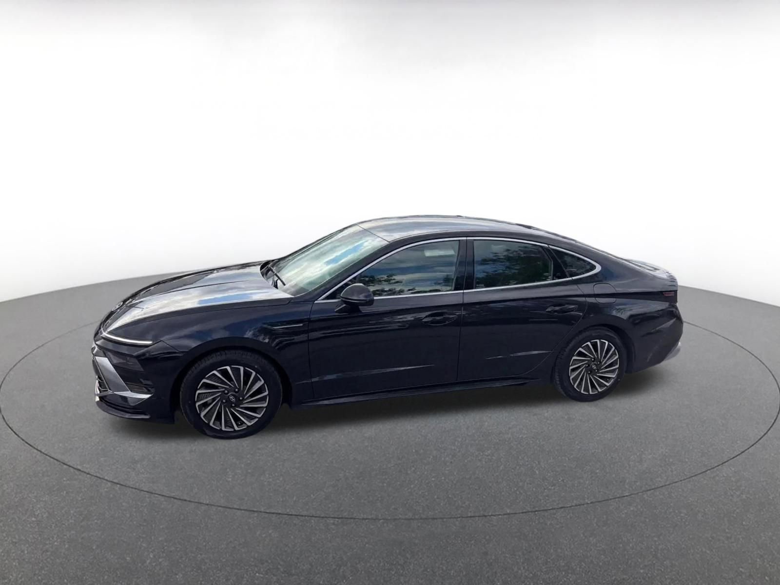Thumbnail: 2025 Hyundai Sonata - 8