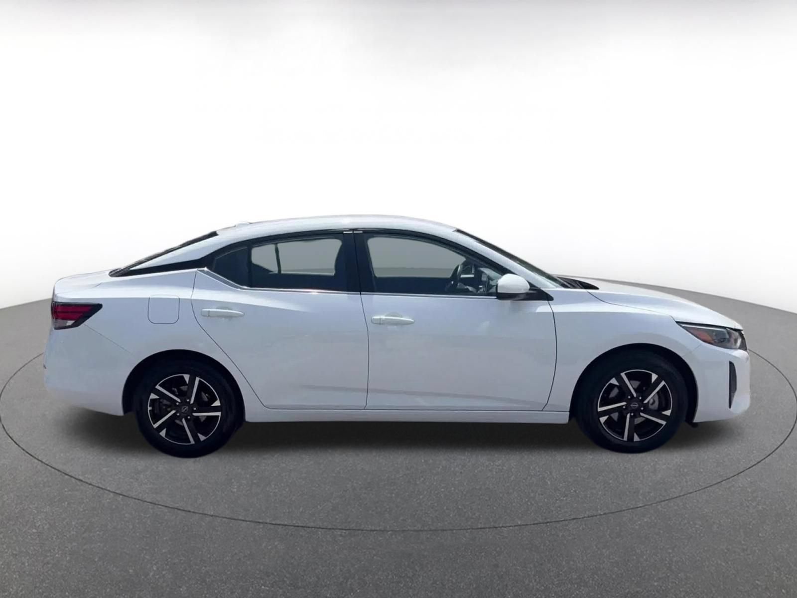 Thumbnail: 2025 Nissan Sentra - 16