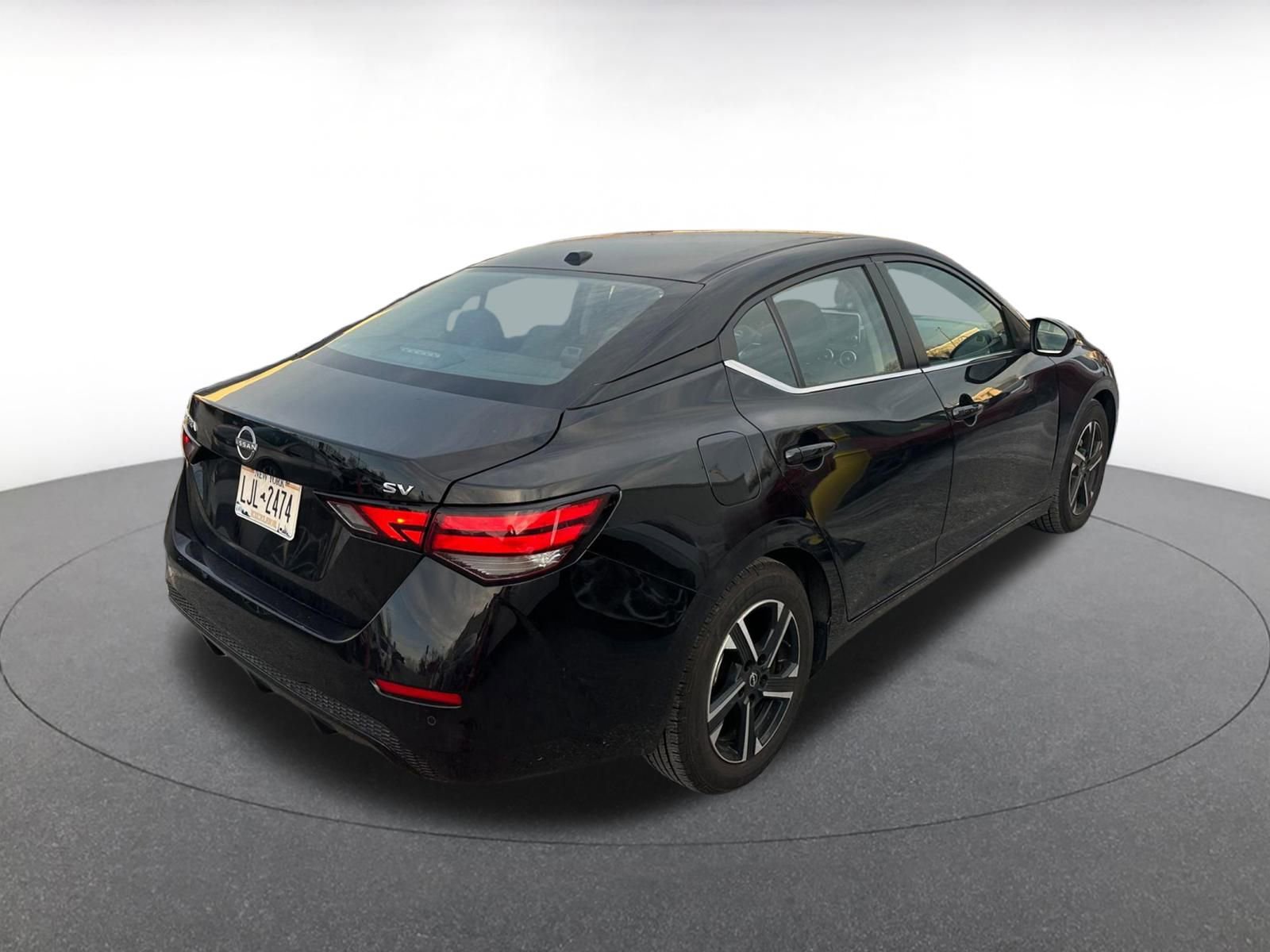 Thumbnail: 2024 Nissan Sentra - 4