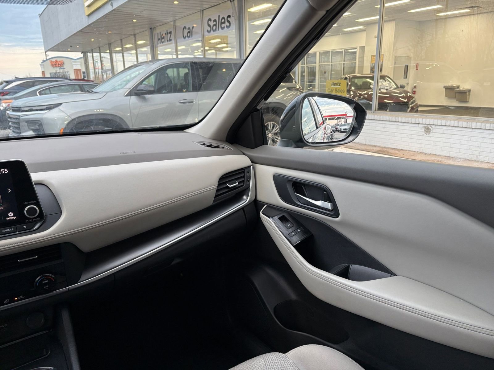 Thumbnail: 2025 Nissan Rogue - 35