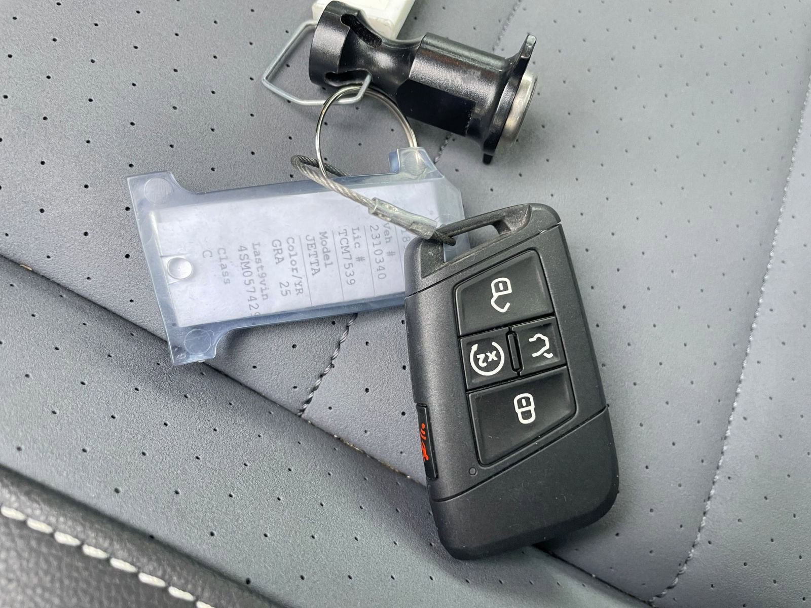 Thumbnail: 2025 Volkswagen Jetta - 22