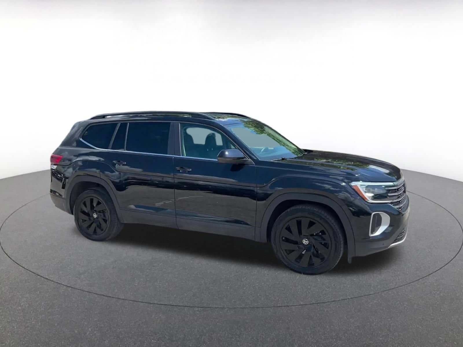 Thumbnail: 2026 Volkswagen Atlas - 2